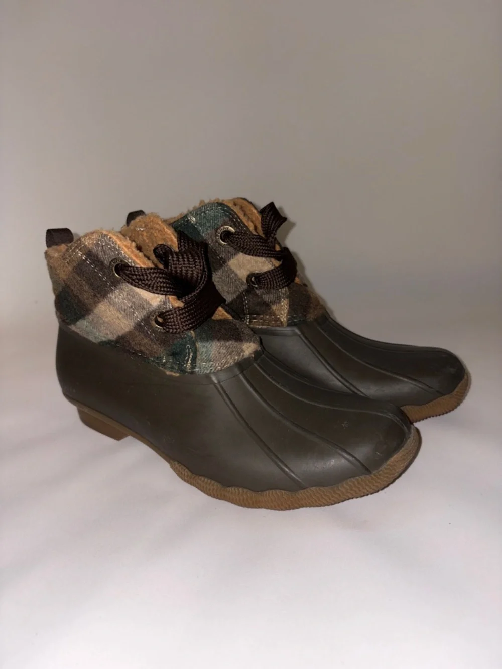 Sperry Women's Saltwater 2-Eye Plaid Wool Duck Boots Size 9